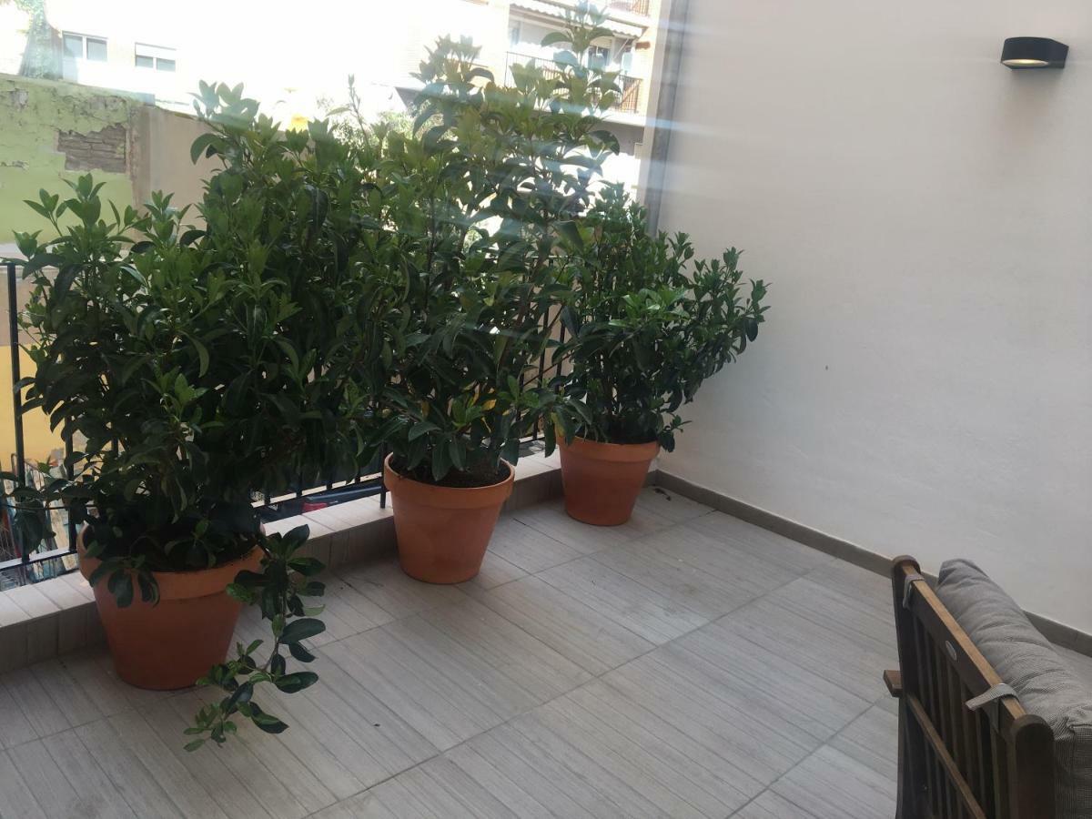 Perla Apartments Валенсия Экстерьер фото
